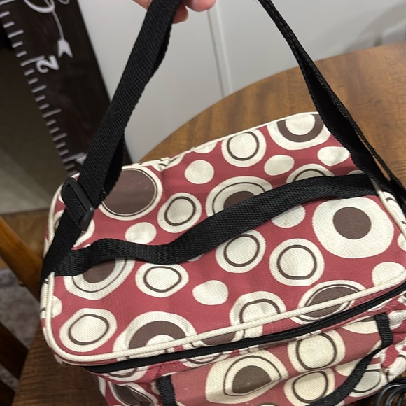 Contain Hot Rollers in convenient stylish carry all bag. - Picture 8 of 10